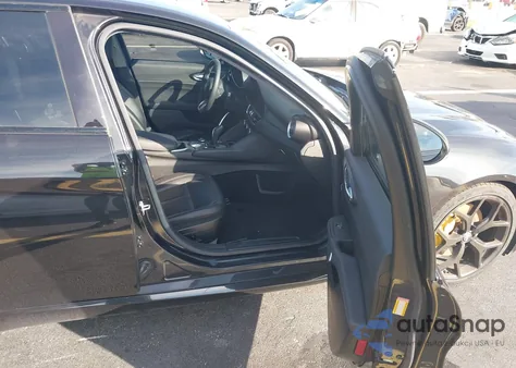 2020 Alfa Romeo Giulia Rwd из США, поврежденный, VIN ZARFAMAN2L7634985